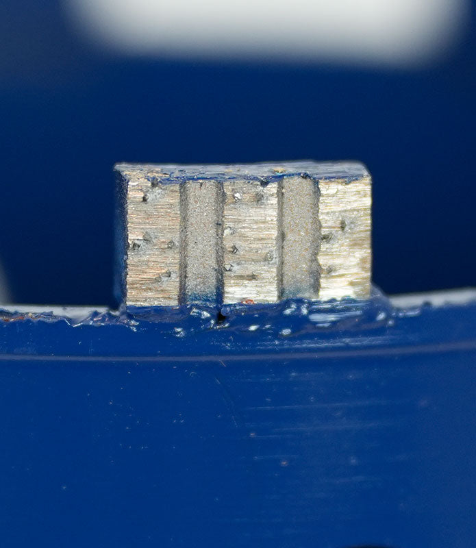 Laden Sie das Bild in Galerie -Viewer, Diamant-Dosensenker „Blue Devil“
